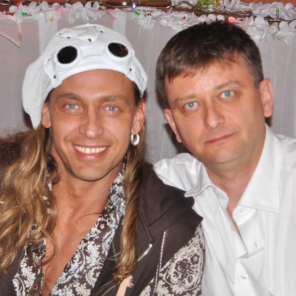 На фото братья Сергей и Александр Глушко